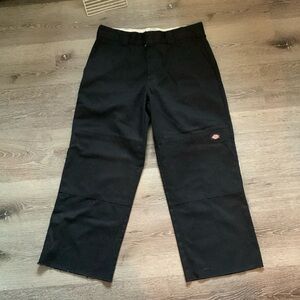 Black Dickie’s pants